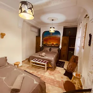 Homestay & Sous Le Soleil Chez Jerome Et Pamela Africaine, Marrakesh